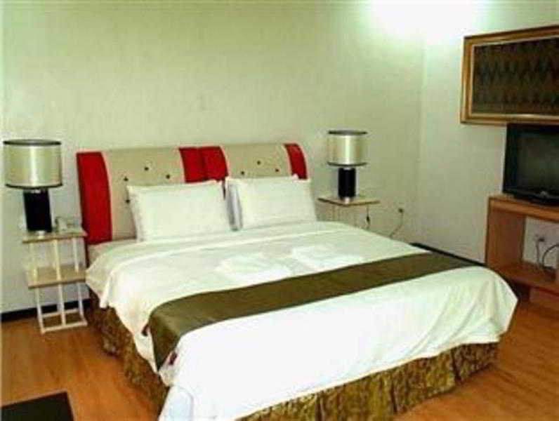 El Bajada Hotel Davao City Extérieur photo